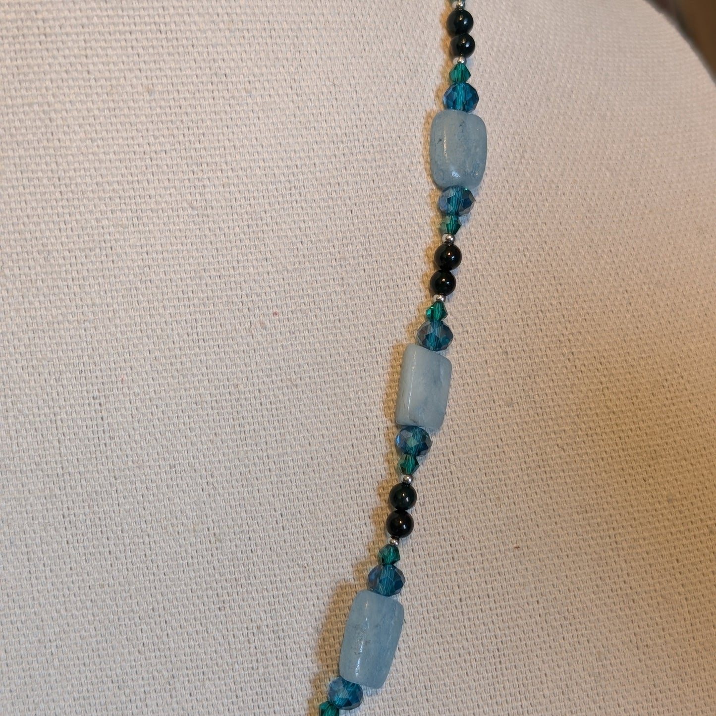 ✨Finfluenced✨| Pisces Zodiac Necklace – Aquamarine & Bloodstone with Fish Accents