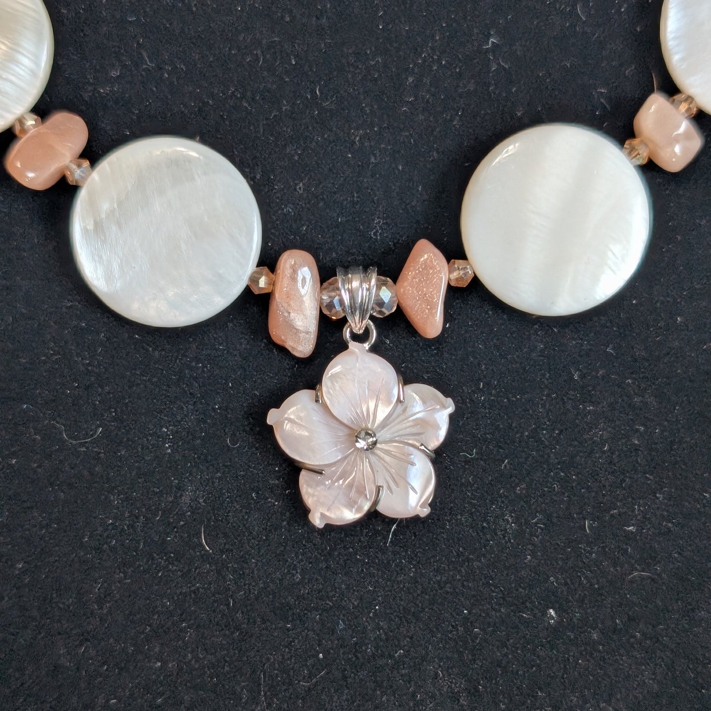 ✨Sunlace Grotto✨ | Sunstone & Shell Flower Necklace