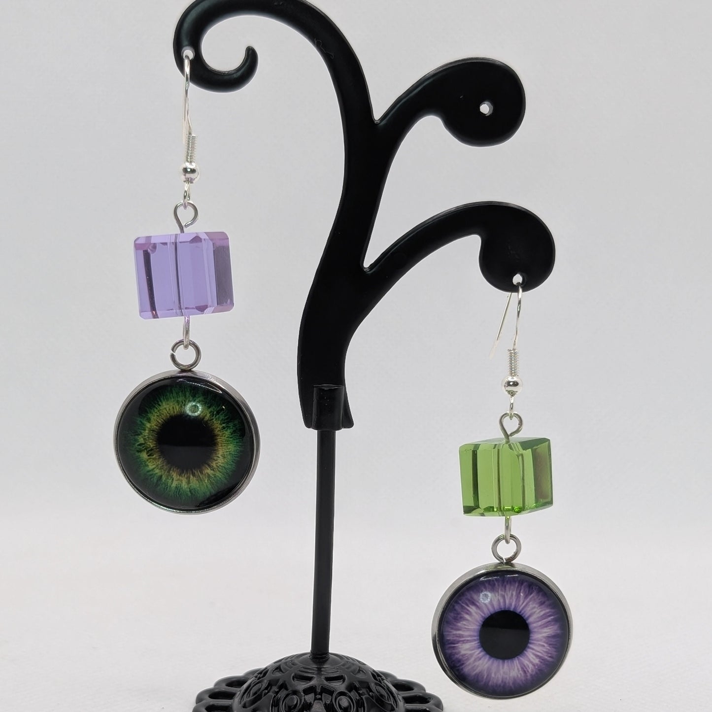✨Chromacrossed✨ | Mismatched Green & Purple Glass Eye Earrings