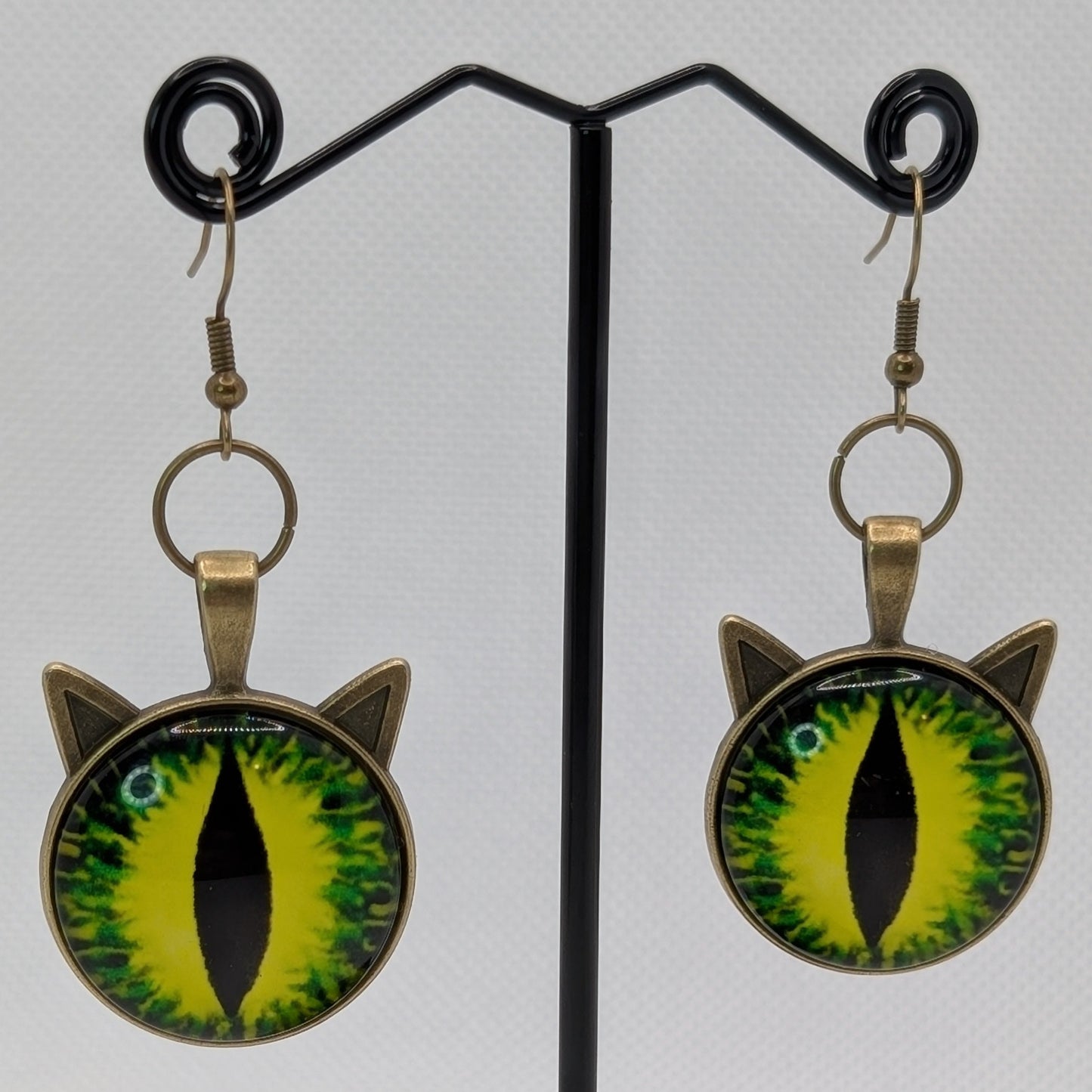 ✨Catastropheyes✨ | Jumbo Cat-Eye Cabochon Earrings