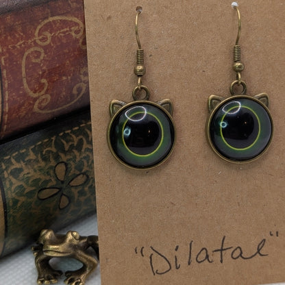 ✨Feeleyes✨| Eye-Cab Cat Earrings