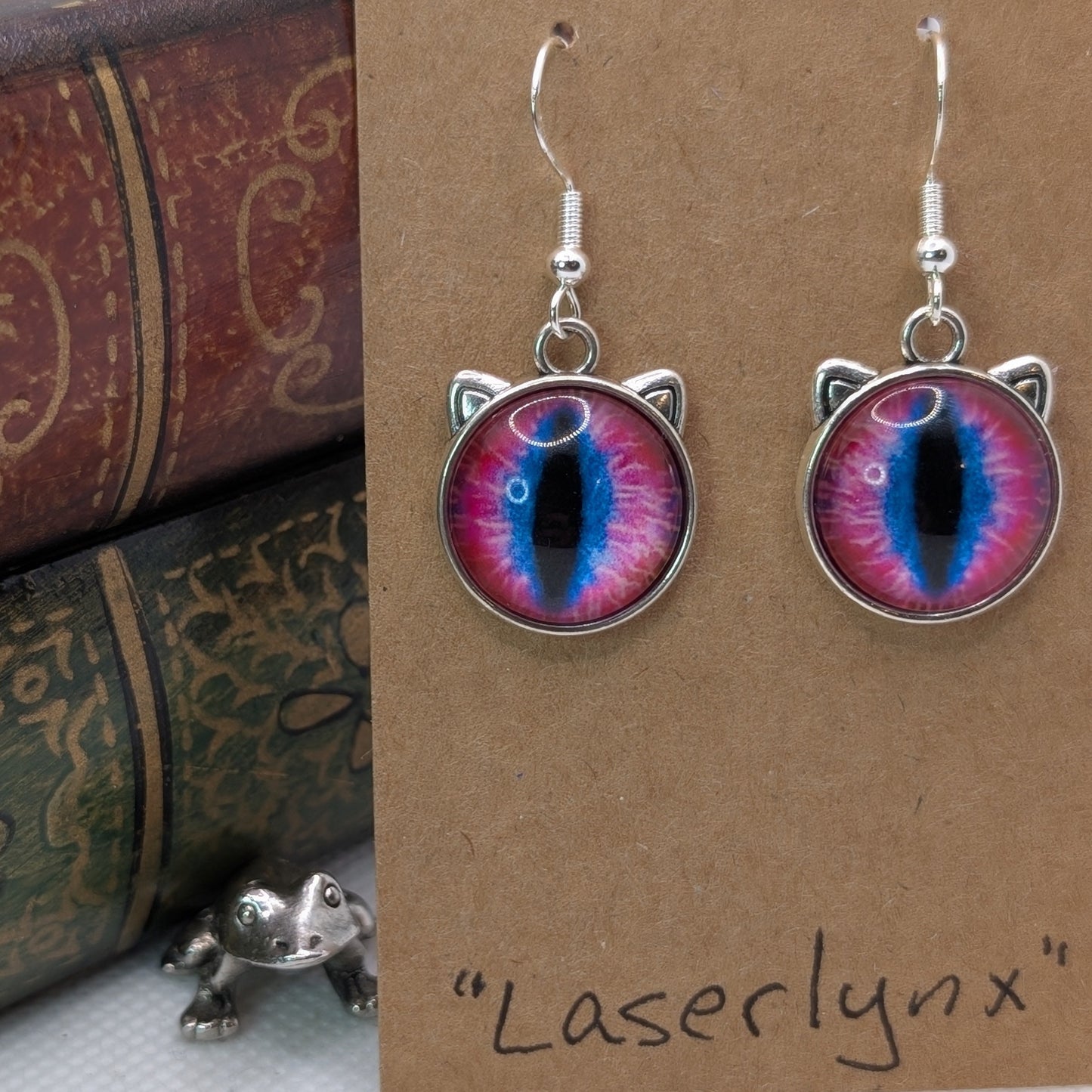 ✨Feeleyes✨| Eye-Cab Cat Earrings