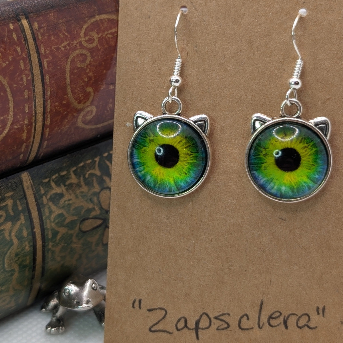 ✨Feeleyes✨| Eye-Cab Cat Earrings