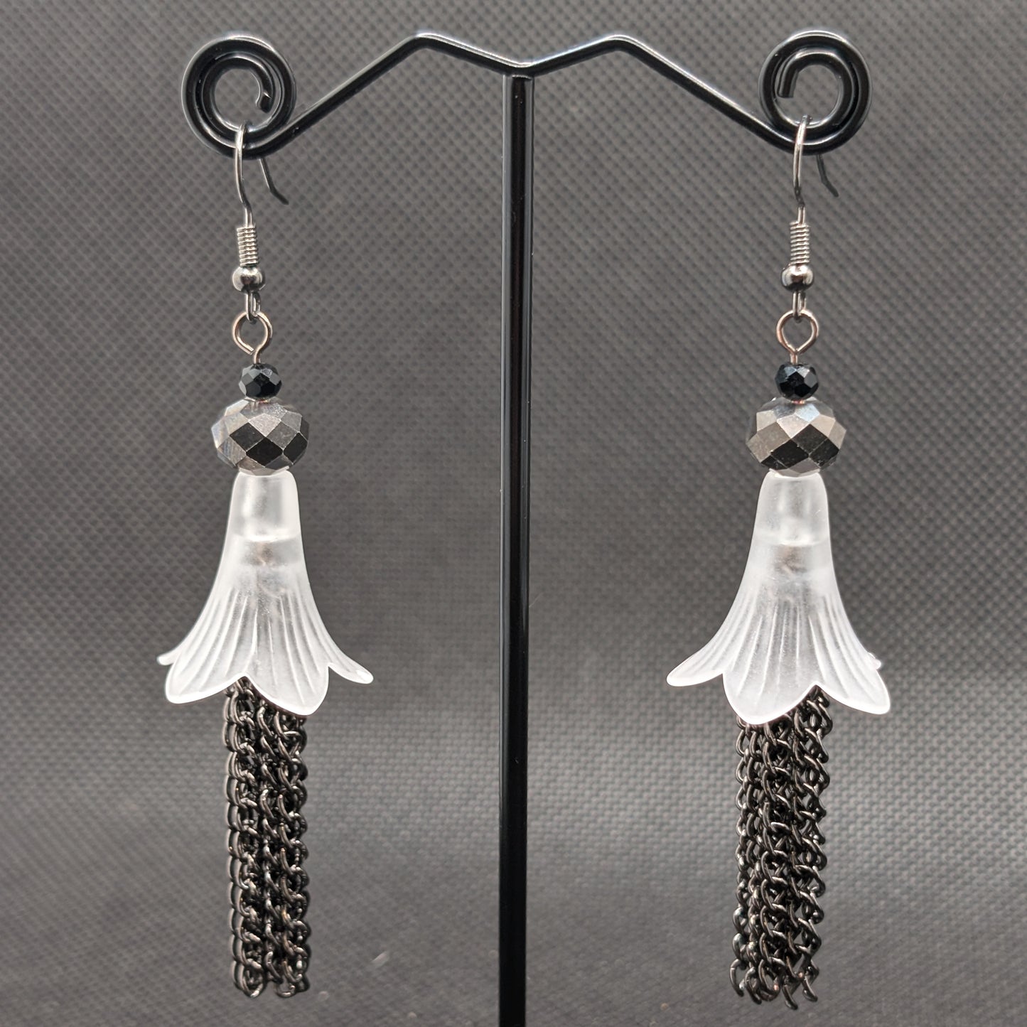 ✨Torrentblossoms✨ | Flower & Cascading Chain Fringe Earrings