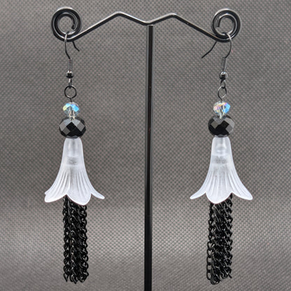✨Torrentblossoms✨ | Flower & Cascading Chain Fringe Earrings
