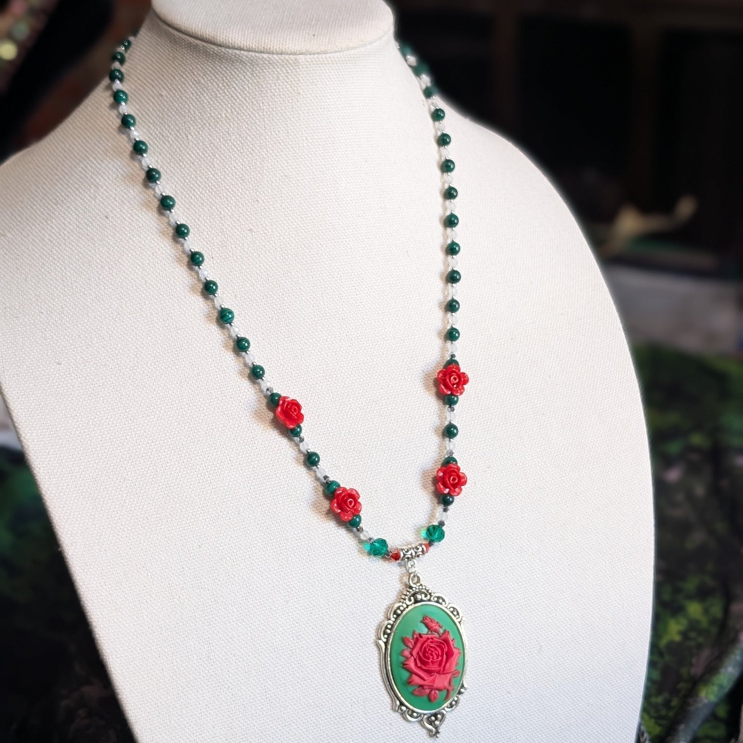 ✨Everbriar Bloom✨ | Malachite & Mystic Moonstone Rose Cameo Necklace