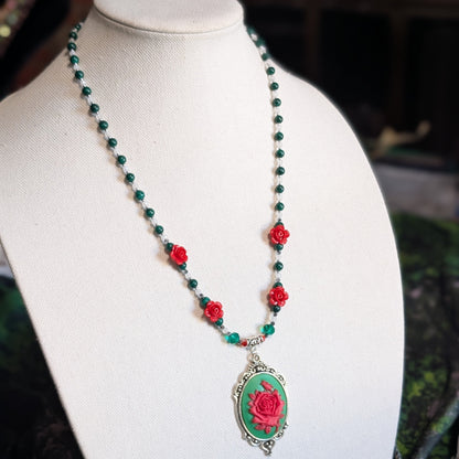 ✨Everbriar Bloom✨ | Malachite & Mystic Moonstone Rose Cameo Necklace