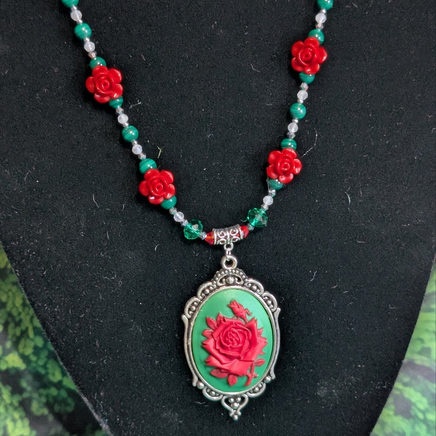 ✨Everbriar Bloom✨ | Malachite & Mystic Moonstone Rose Cameo Necklace
