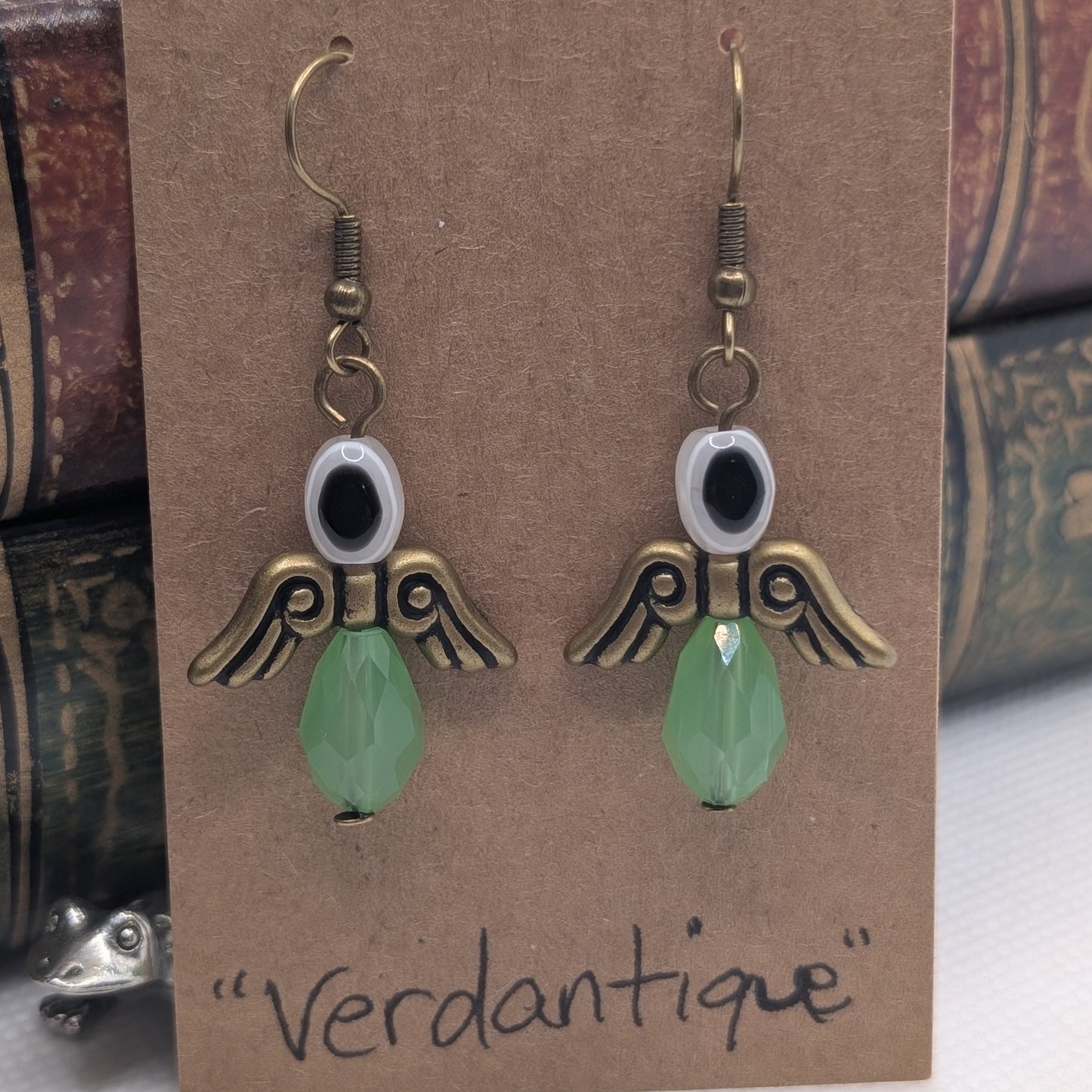 ✨Loreacles✨ | Faewilde Observer Winged Creature Earrings