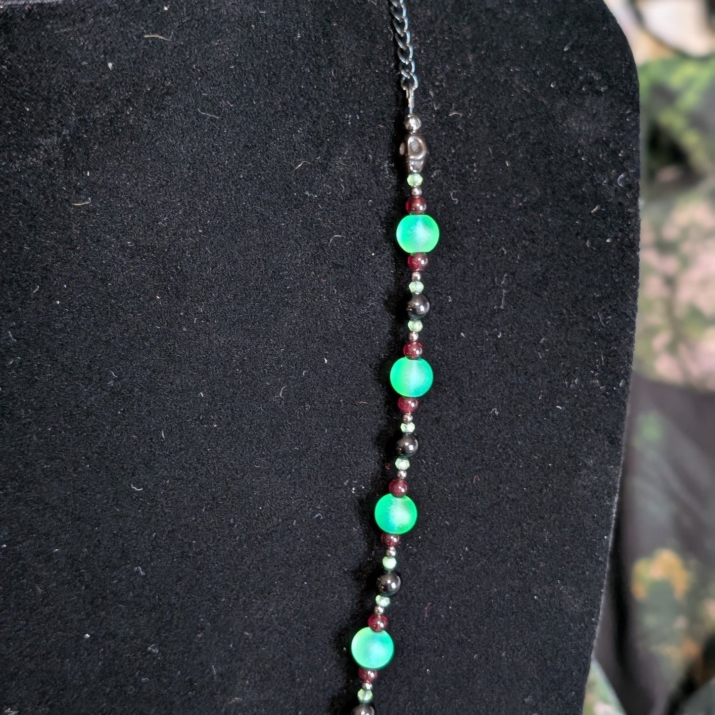 ✨Graveglow & Skullume✨ | Onyx & Garnet Glow-in-the-Dark Skull Necklace & Bracelet