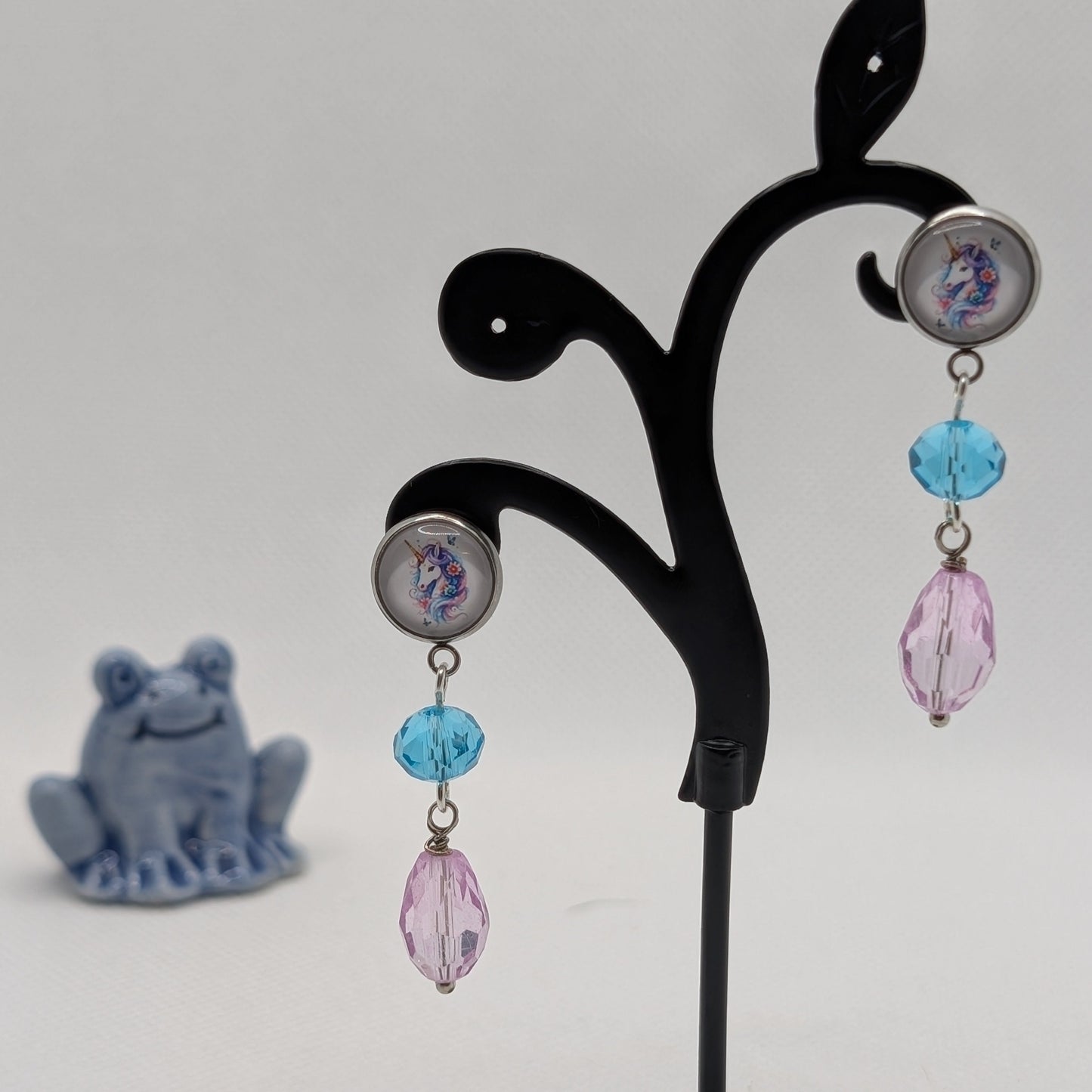✨The Bestae✨ | Animal Portrait Cabochon & Glass Drop Earrings