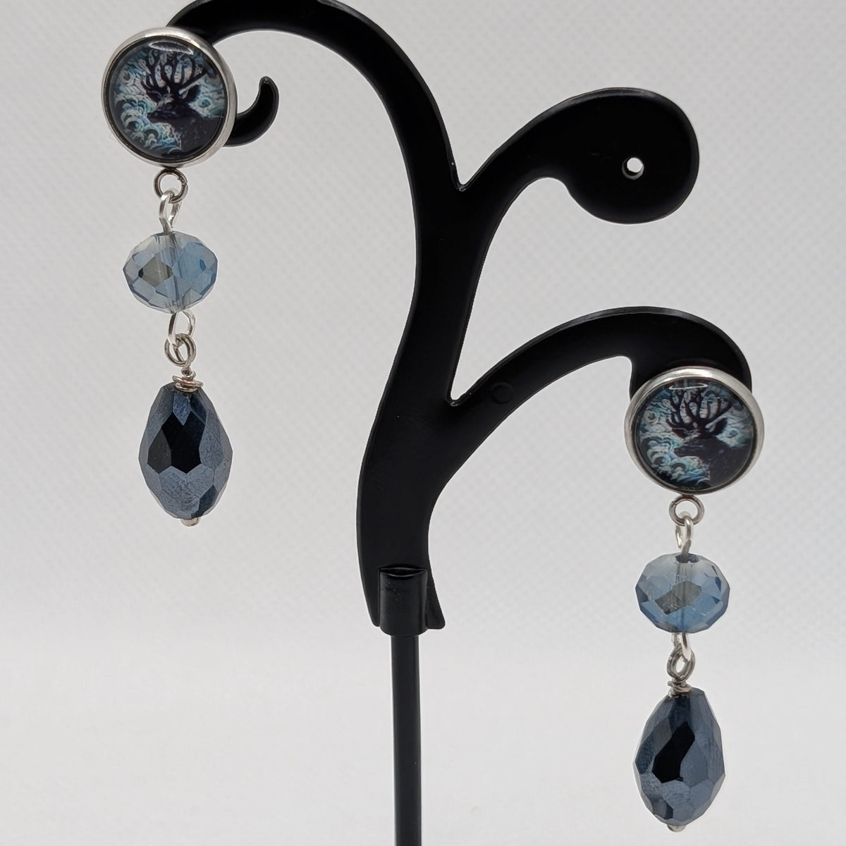 ✨The Bestae✨ | Animal Portrait Cabochon & Glass Drop Earrings