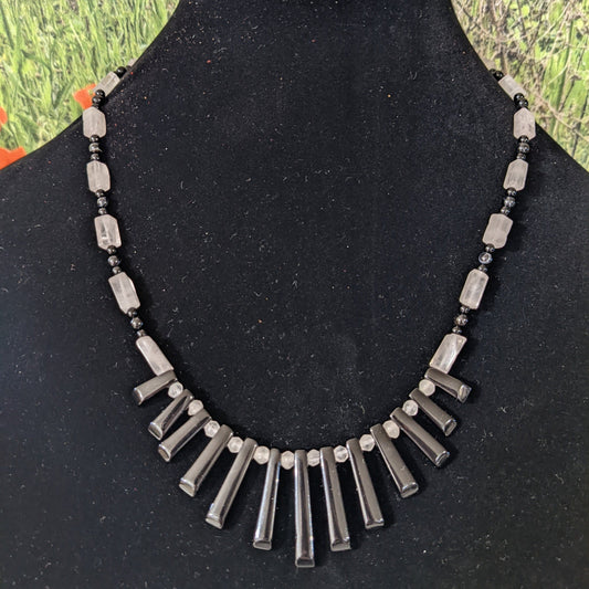 ✨Pink Noire✨| Rose Quartz & Onyx Fan Necklace